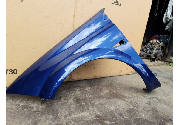 Крило ліве переднє Renault Megane II, 8200011076, 7701477186, 7701473702
